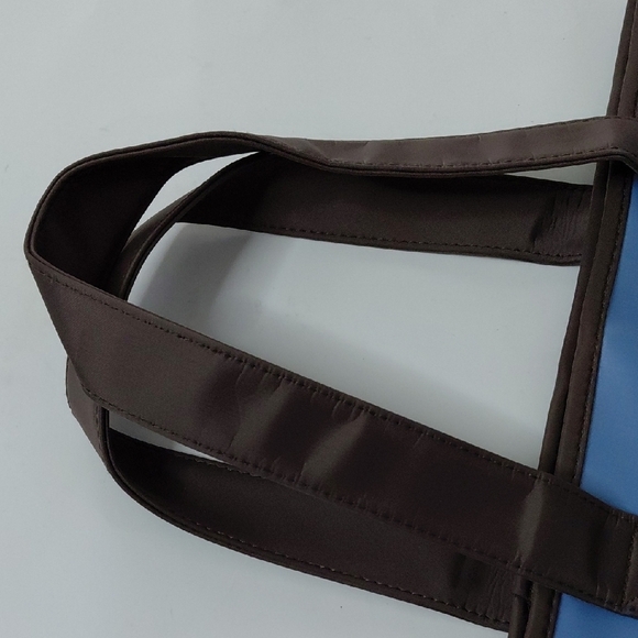 Curves Blue and Brown Tote Bag - Picture 4 of 12